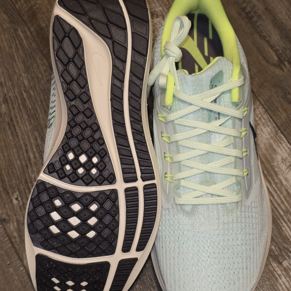 Nike Air Zoom Pegasus 39 - Picture 3 of 5